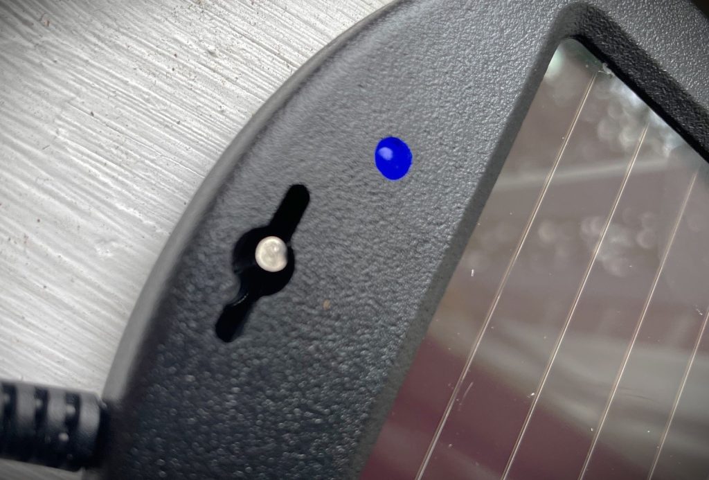 solar charger INDICATOR LIGHT