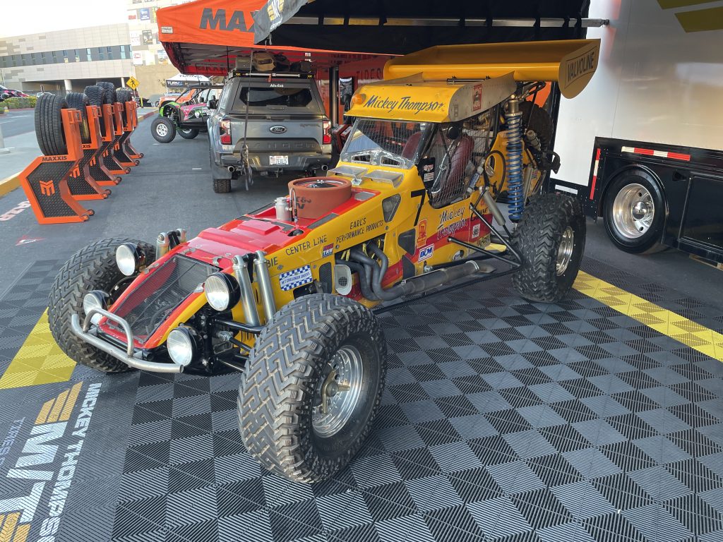 vintage style dune buggy