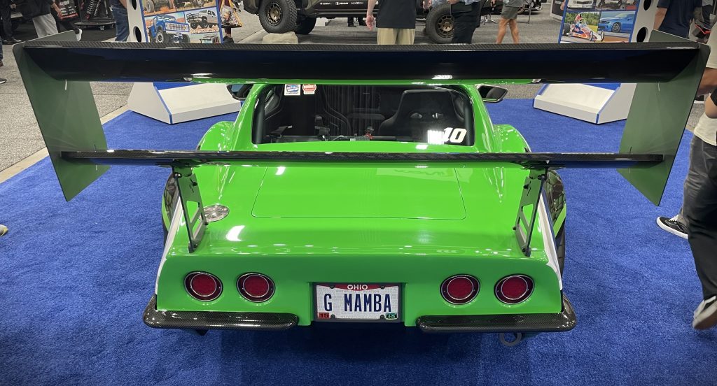 Green Mamba Stingray Corvette, rear wing