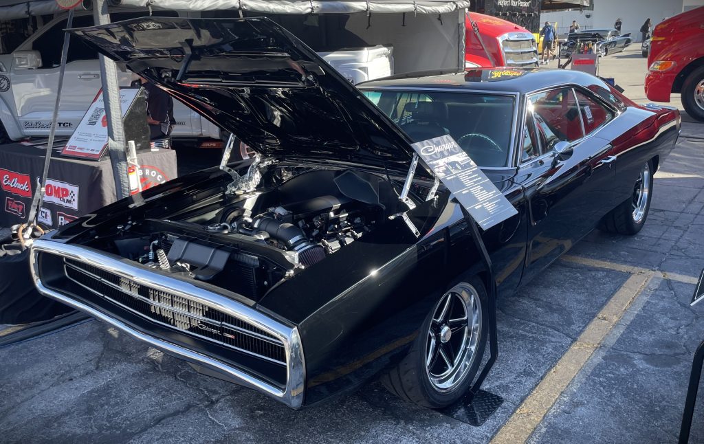 1970 Dodge Charger with Gen 3 Hemi Swap