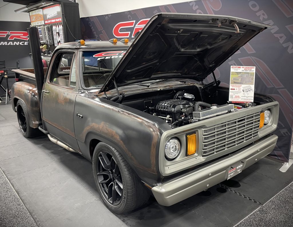 Dodge D100 truck with gen 3 hemi swap