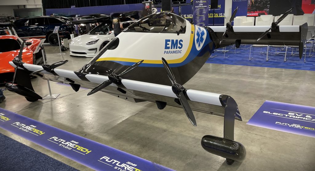 Electric aircraft in EMS Livery