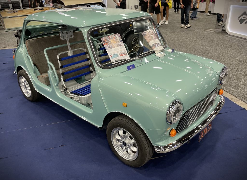 Mini Cooper Open Door Resort Runabout