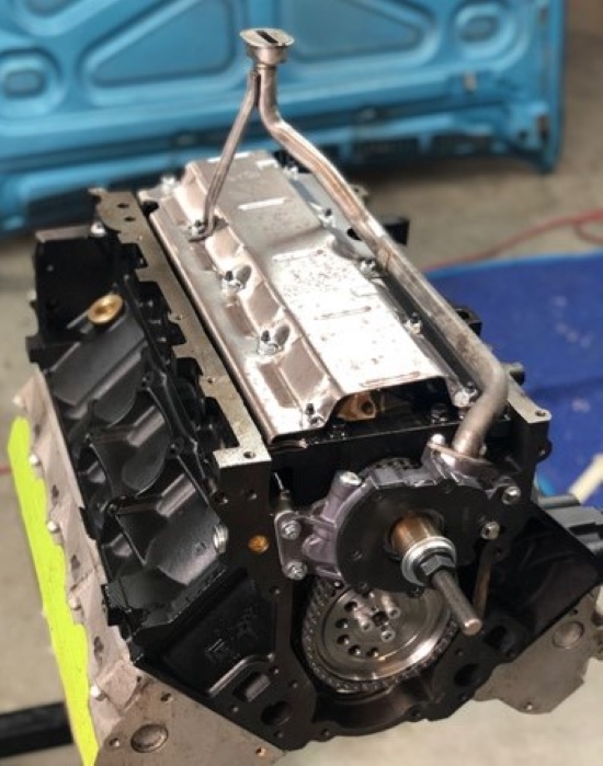 Oil pump and windage tray on GM LS LQ4 engine