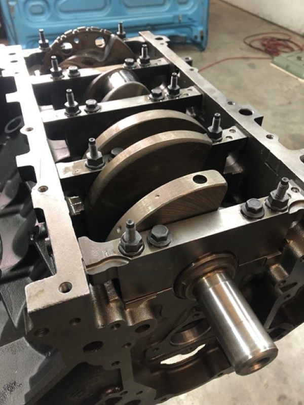 Main cap bolts installed