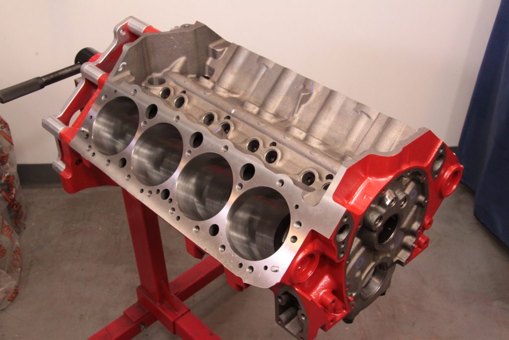 Chevrolet Performance 350ci engine block