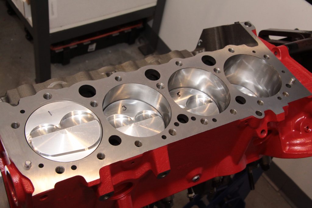 Ractec forged pistons in 350ci Chevy engine block