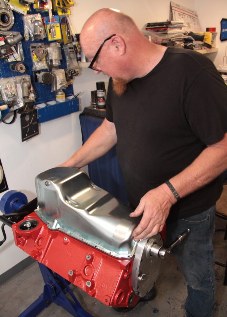 Installing oil pan on 302ci Chevy