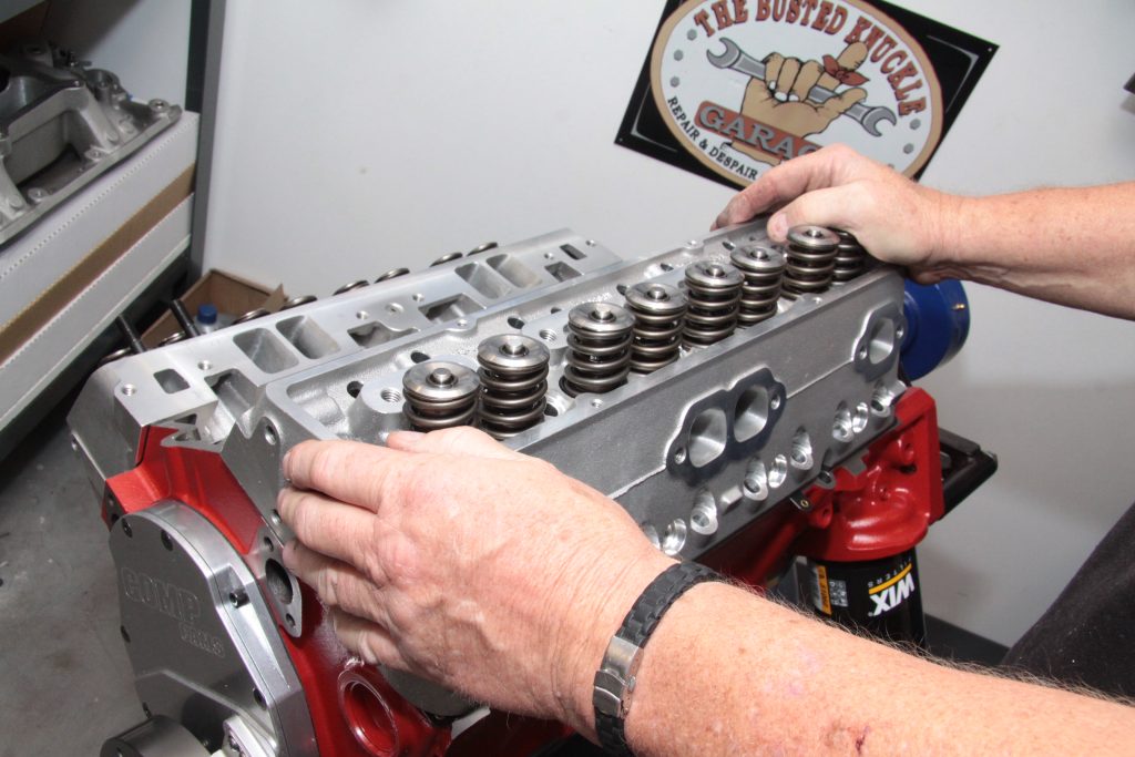 Trick Flow DHC 175 cylinder head