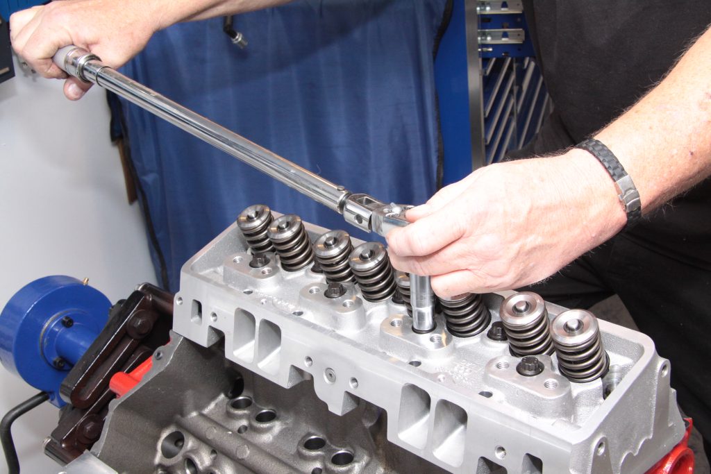 Torquing Trick Flow DHC 175 head bolts