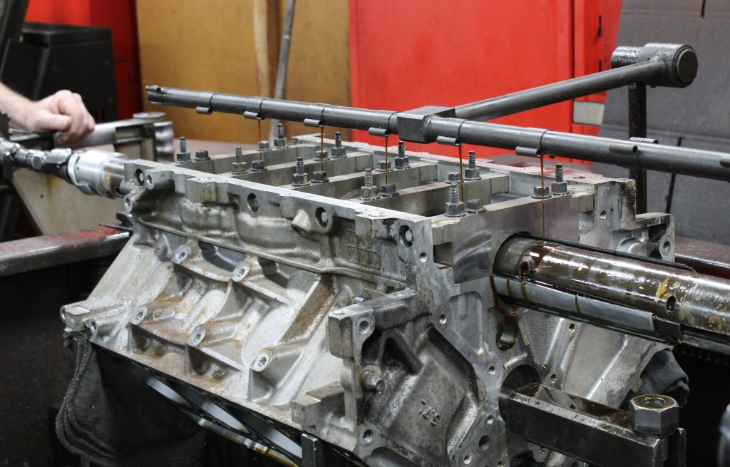 Align honing GM LS1 main journal saddles