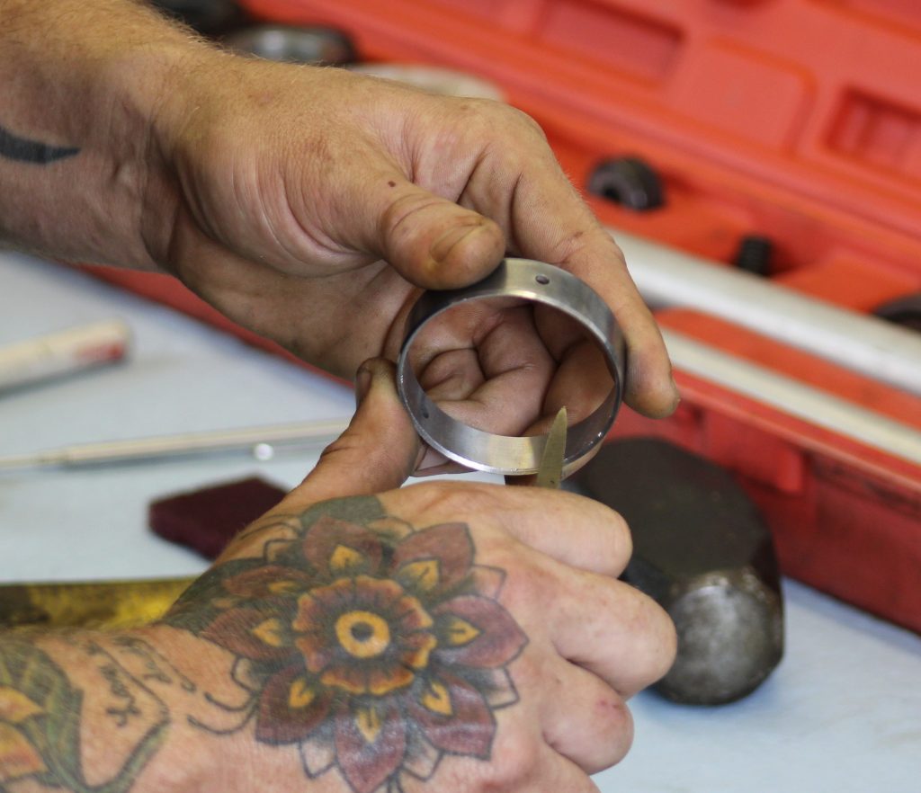 Trimming camshaft bearings