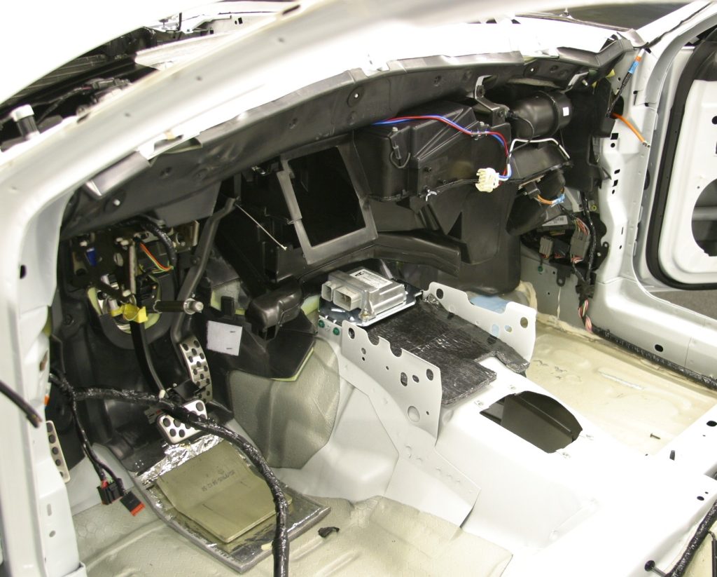 2004 Mustang underdash during assembly
