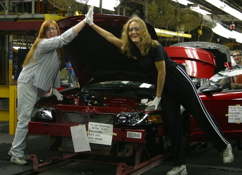 Last 2004 Mustang at the end of the assembly line