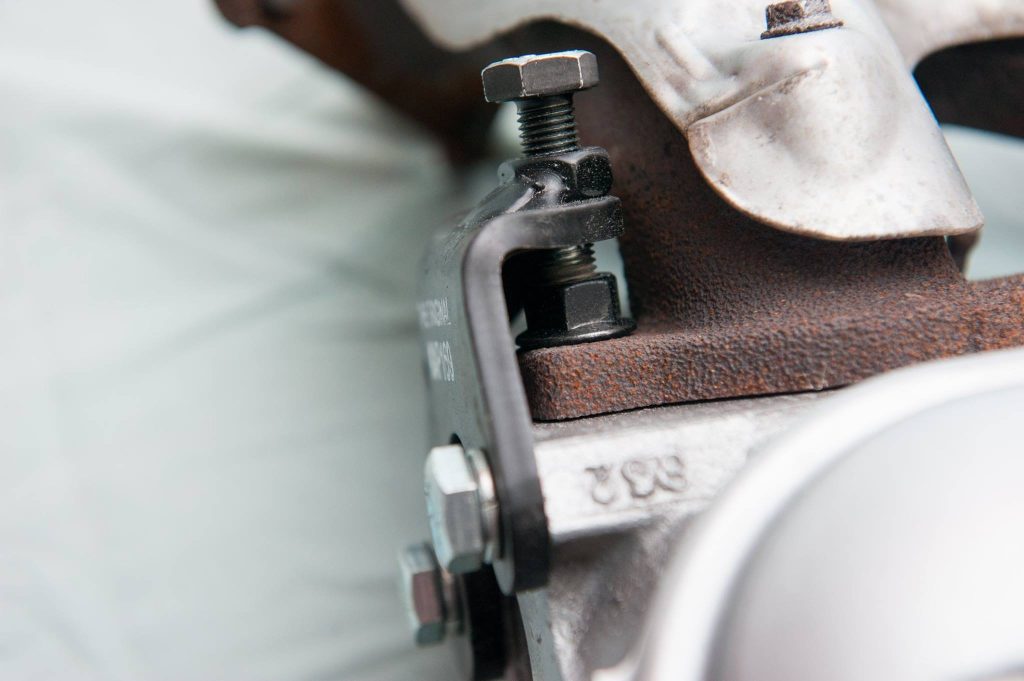 Kral Auto Parts Manifold Stud Repair Clamp, top view