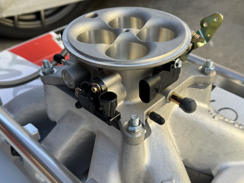Edelbrock Pro Flo EFI throttle body on manifold