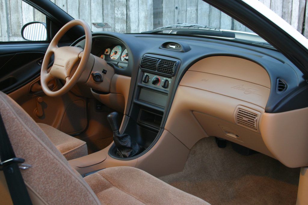 1995 Mustang Cobra R interior
