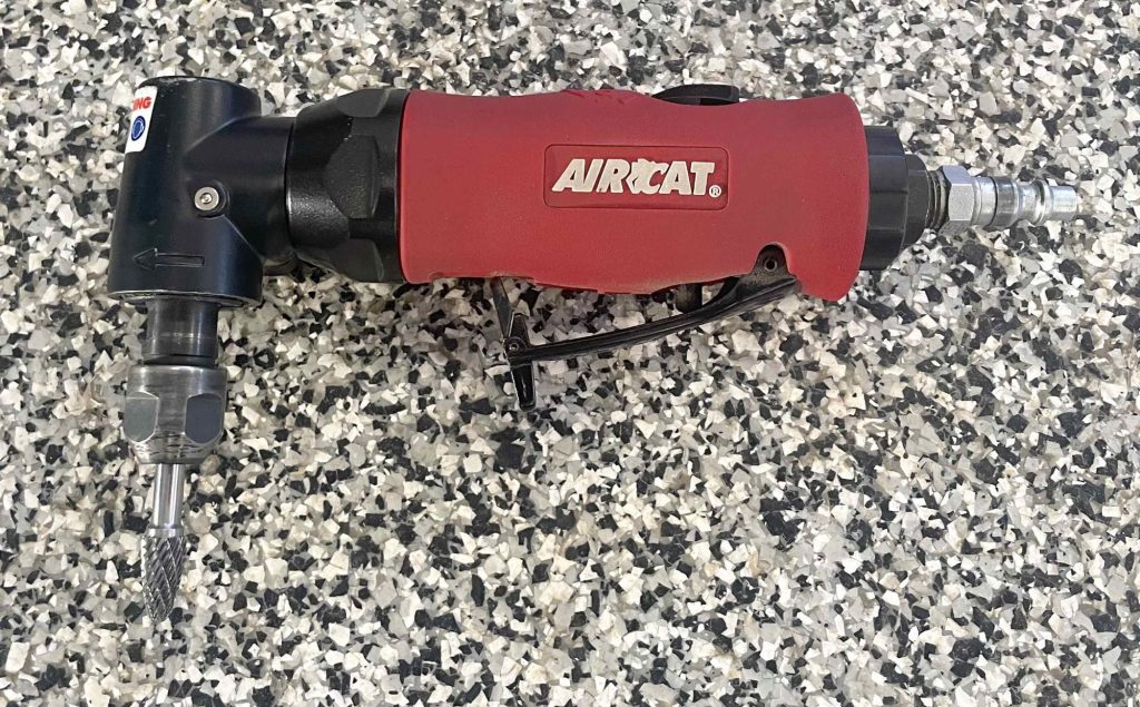 Die grinder with carbide cutter bit