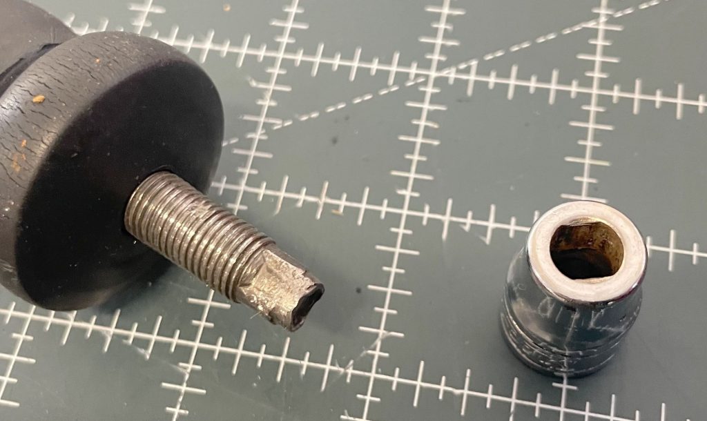 Shock stud socket for GM shocks
